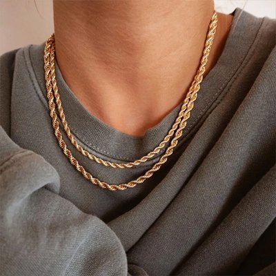 Collier homme | Élégance Urbaine - Univers des accessoiresCollier homme | Élégance Urbaine