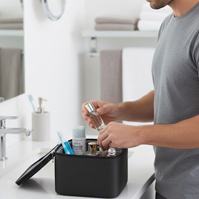 Trousse de toilette homme | Élégante & Pratique - Univers des accessoiresTrousse de toilette homme | Élégante & Pratique