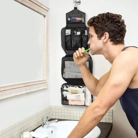 Trousse de Toilette Imperméable | Élégance Voyage - Univers des accessoiresTrousse de Toilette Imperméable | Élégance Voyage